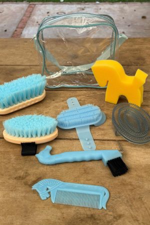 Bolsa Kit Higiênico MREIS cor:Azul