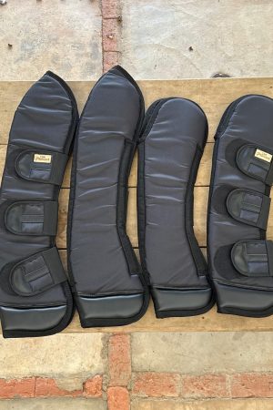 Protetor de Viagem PREMIER Cor Preto MREIS